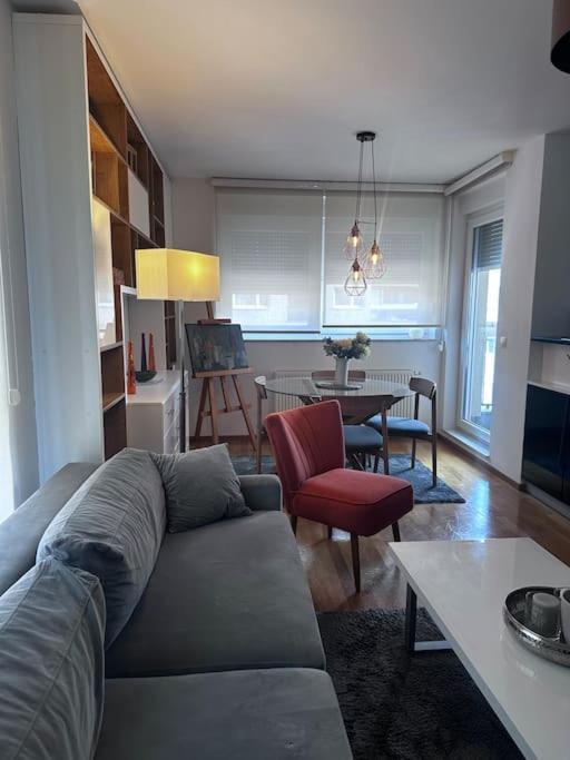 Apartman Pionirska Dolina ซาราเยโว ภายนอก รูปภาพ