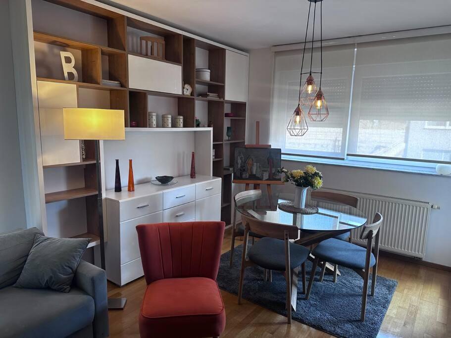 Apartman Pionirska Dolina ซาราเยโว ภายนอก รูปภาพ