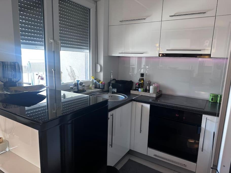 Apartman Pionirska Dolina ซาราเยโว ภายนอก รูปภาพ